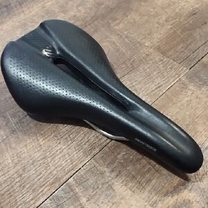 Black Montrose Bike Saddle